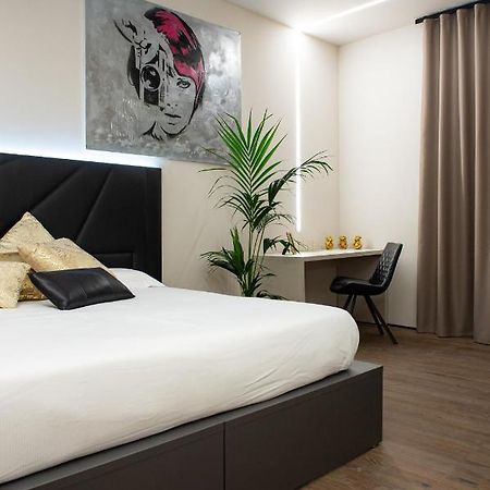 Palazzo Ciotti Hotel อัสโกลีปิเชโน ภายนอก รูปภาพ